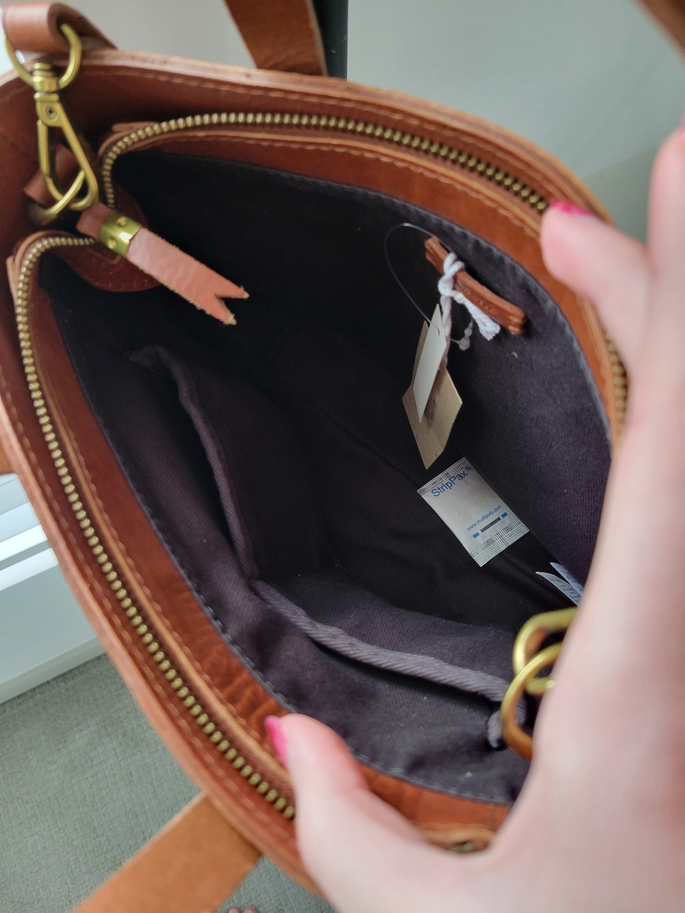 Madewell Leather Tote in Chestnut Brown - Picture 4 of 4